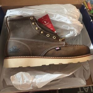 Thorogood Men's Brown Moc Toe Work Boot